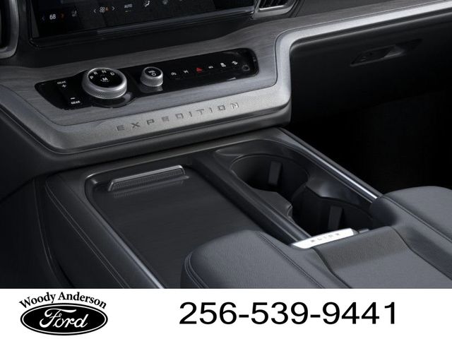 2025 Ford Expedition MAX Platinum photo 13