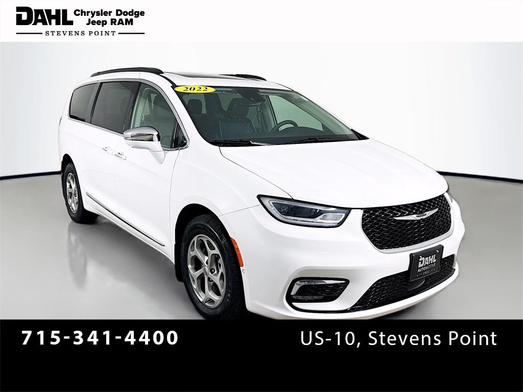 2022 Chrysler Pacifica Limited's photo