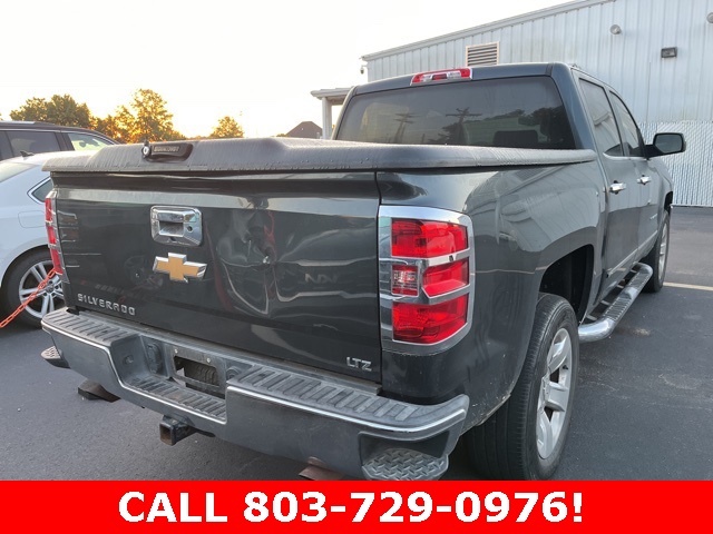 2017 Chevrolet Silverado 1500 LT photo 3