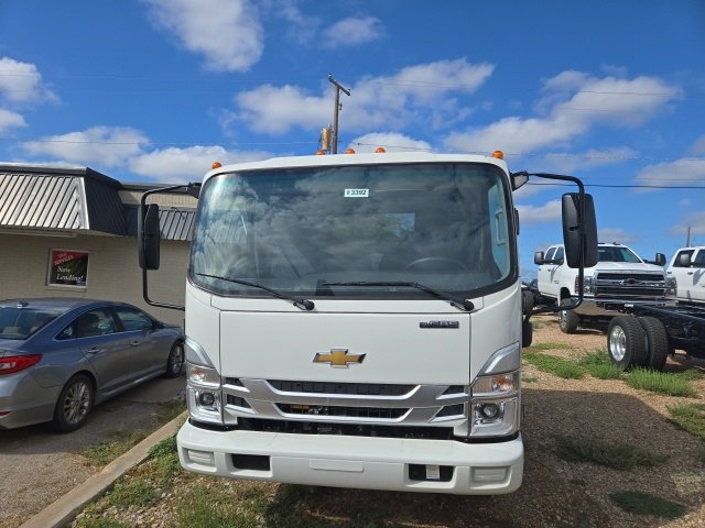 2025 Chevrolet Low Cab Forward Base's photo