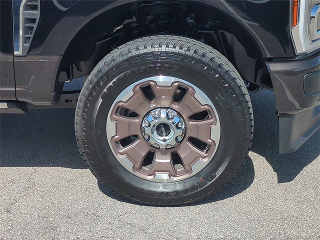 2025 Ford F-350 King Ranch photo 10