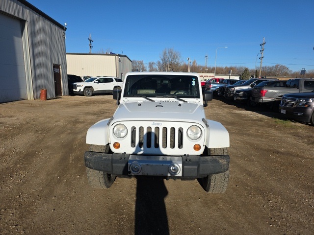 2011 Jeep Wrangler Sahara photo 2