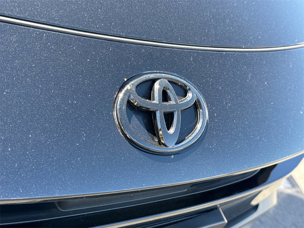 2023 Toyota Prius LE photo 7
