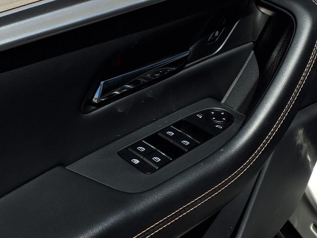 2025 Mazda CX-90 Premium S photo 17
