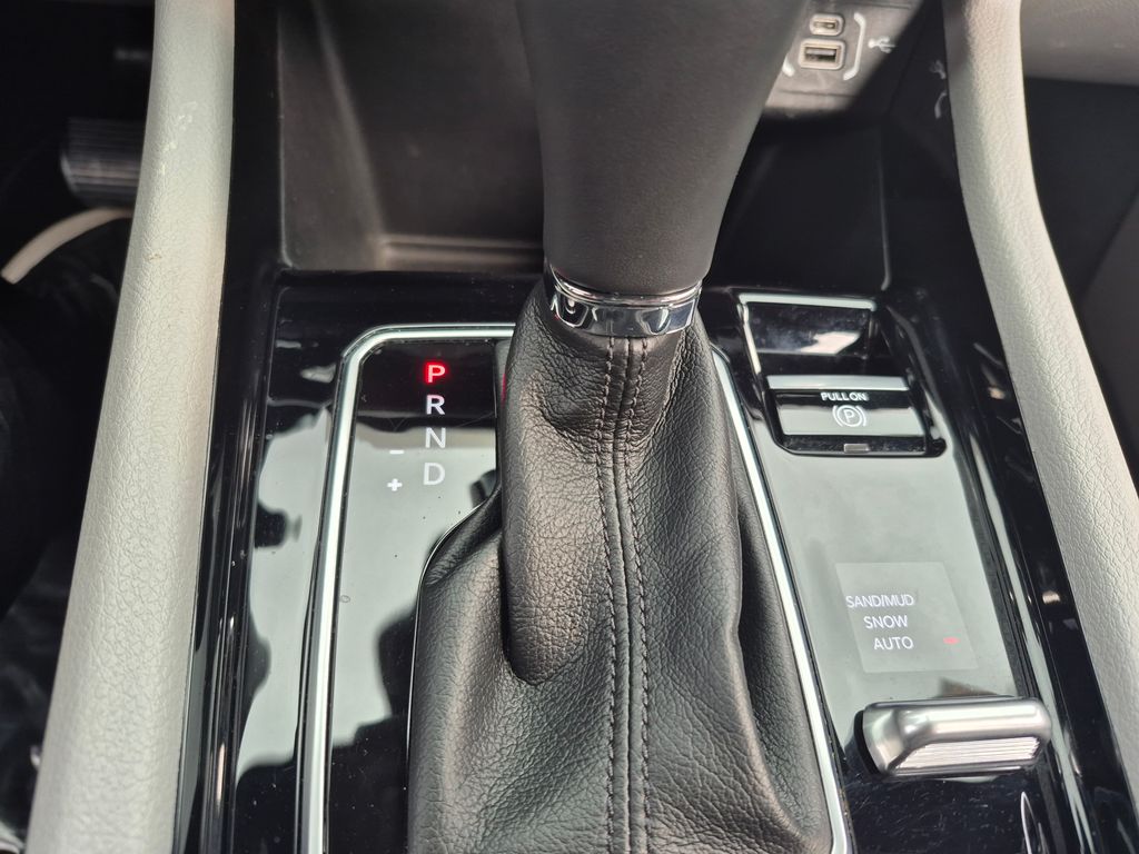 2023 Jeep Compass Limited photo 14
