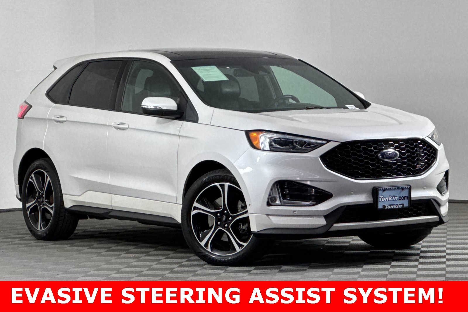 2019 Ford Edge ST photo 2