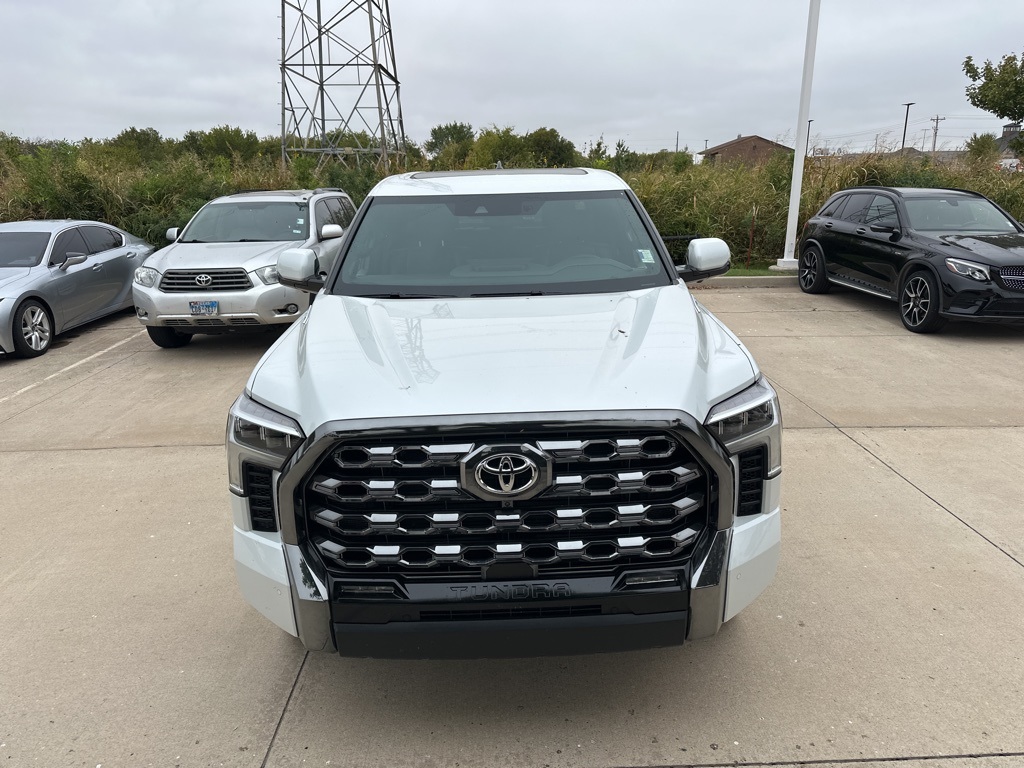 2025 Toyota Tundra Platinum photo 2