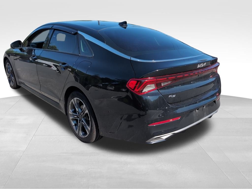 2022 Kia K5 EX photo 4