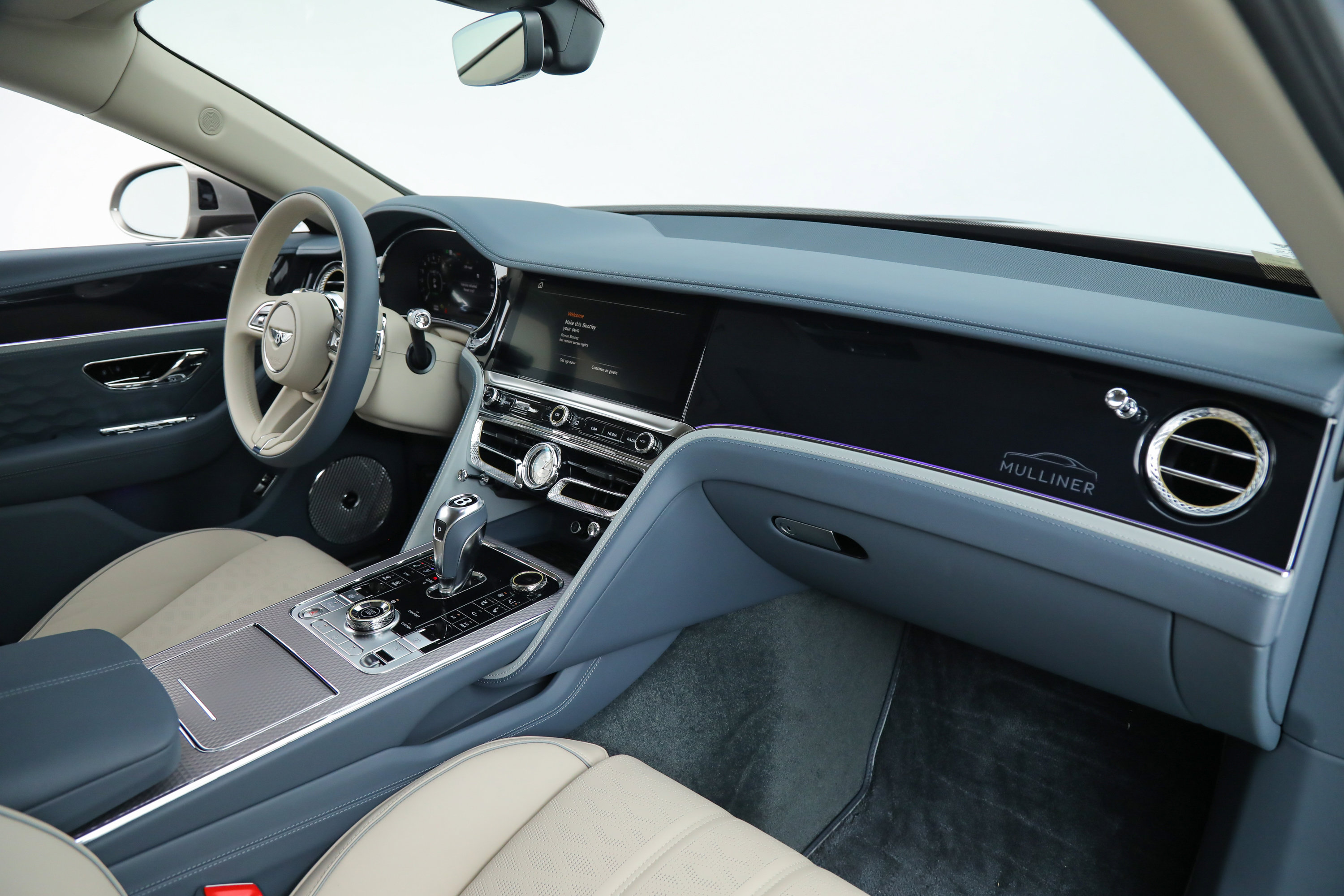 2025 Bentley Flying Spur Mulliner photo 16
