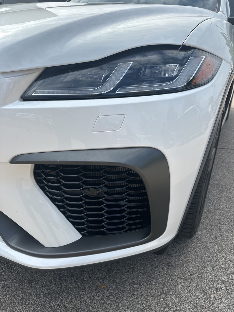 2023 Jaguar F-PACE SVR photo 3