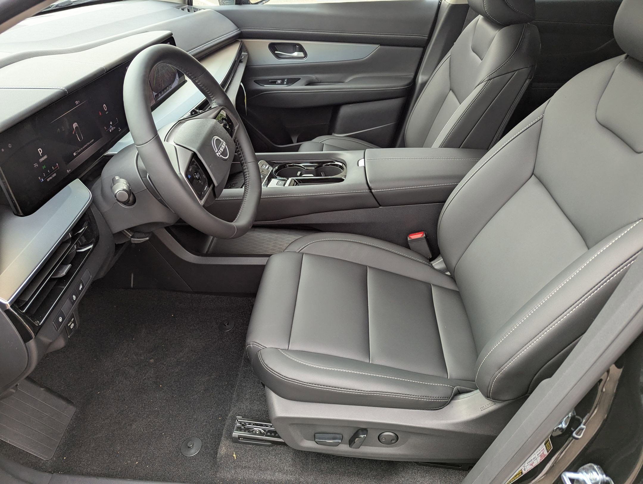 2025 Nissan Murano SL photo 16