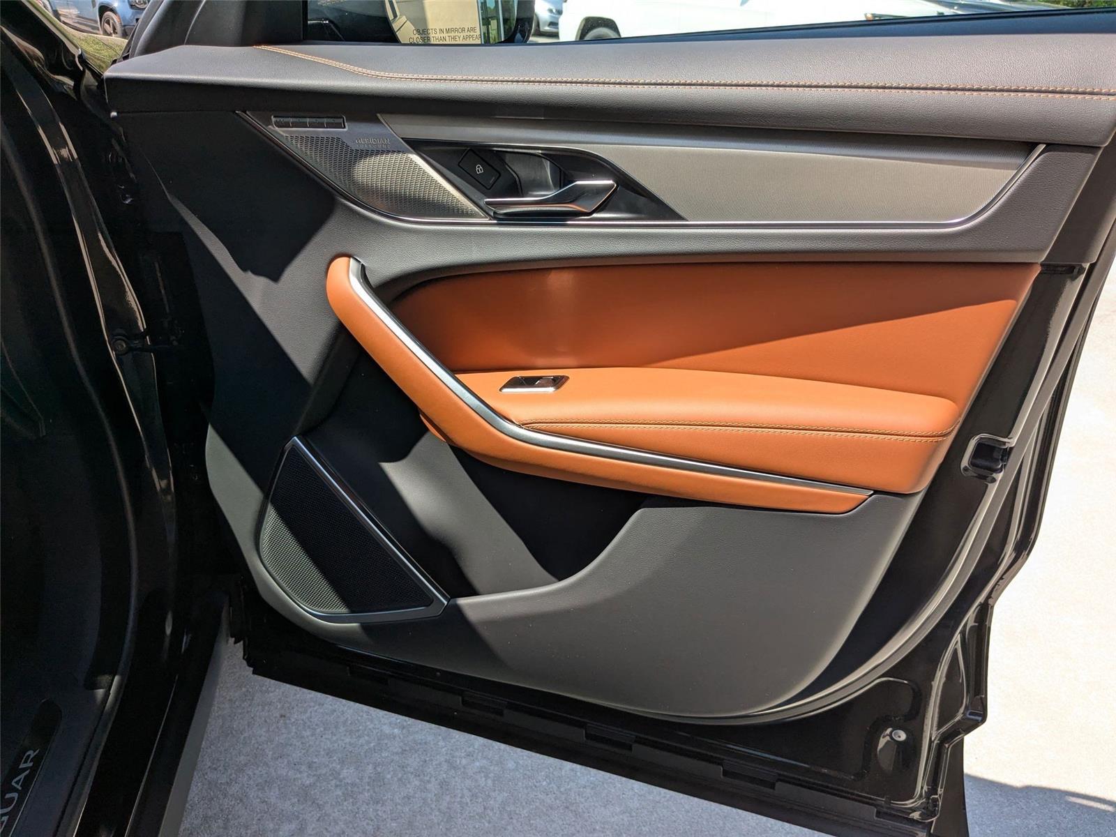 2026 Jaguar F-PACE P250 R-Dynamic S photo 26