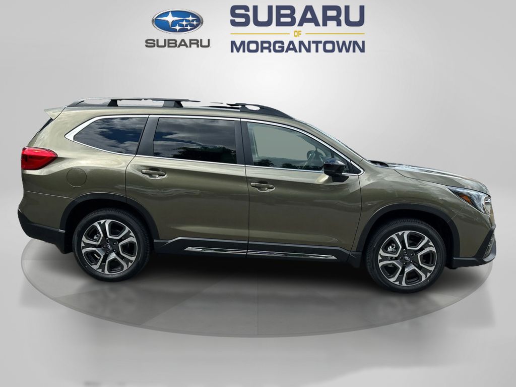 2025 Subaru Ascent Limited photo 4