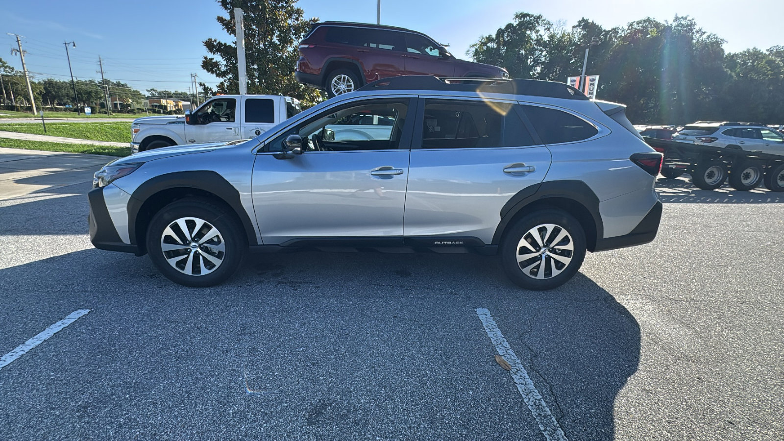 2025 Subaru Outback Premium photo 4