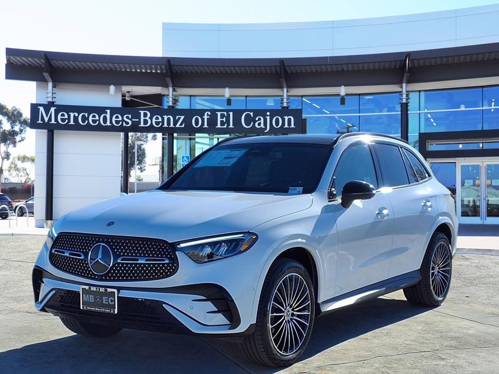 2026 Mercedes-Benz GLC Base's photo