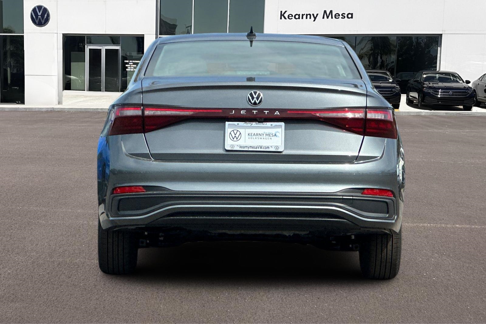 2025 Volkswagen Jetta 1.5T S photo 3