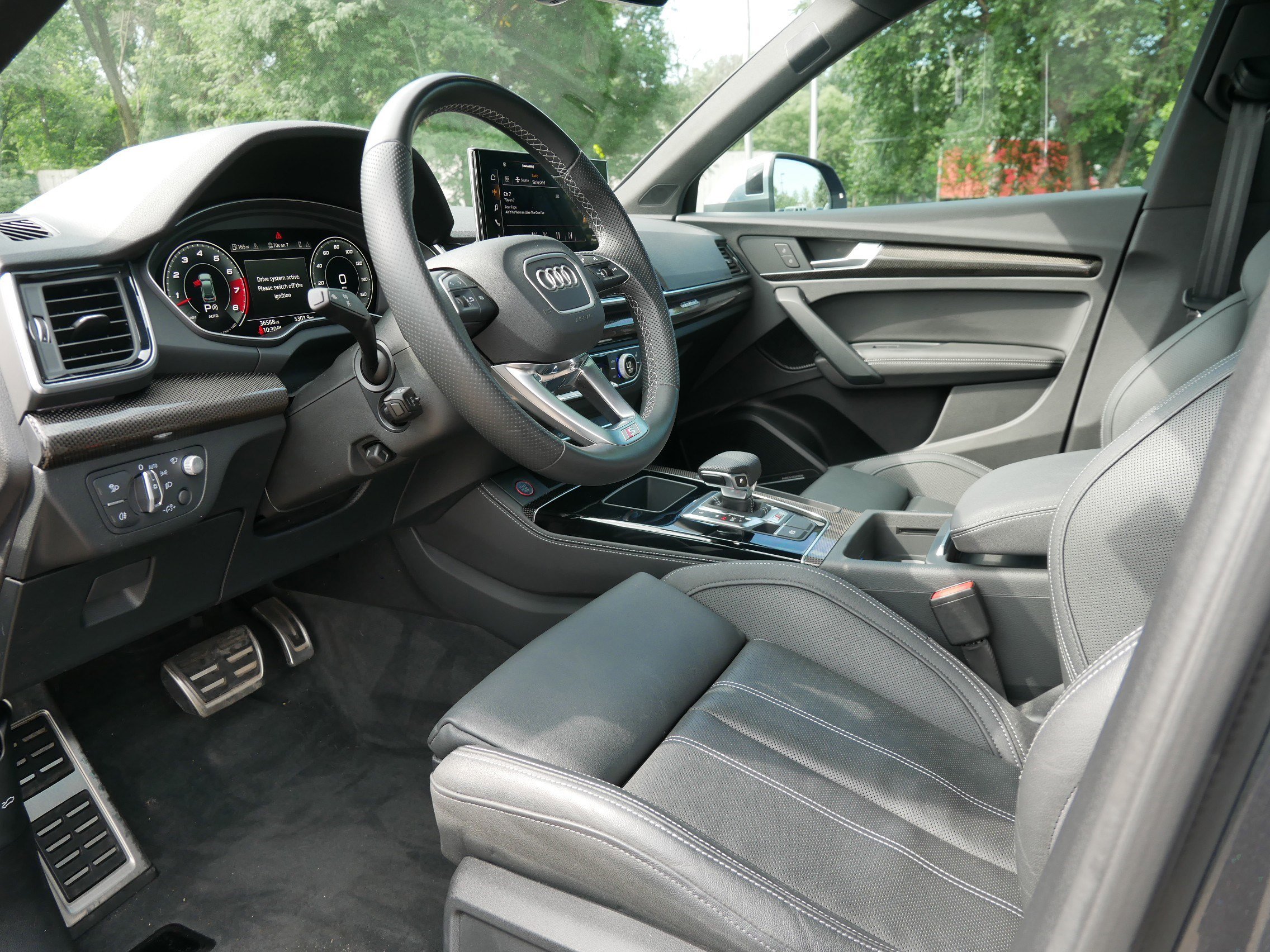 2022 Audi SQ5 Prestige photo 10