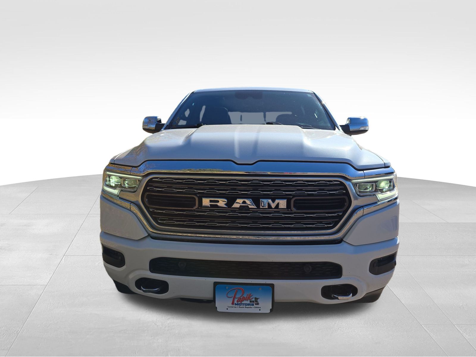 2019 Ram 1500 Limited photo 4