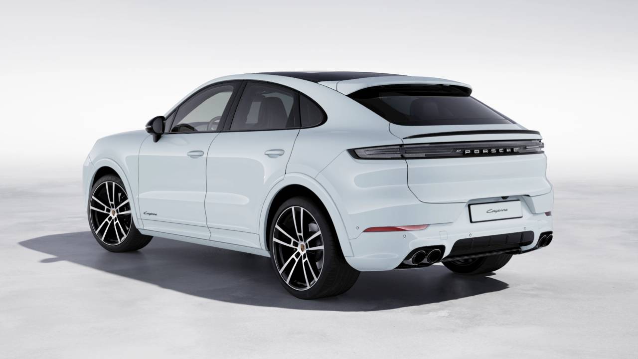 2026 Porsche Cayenne Coupe photo 3