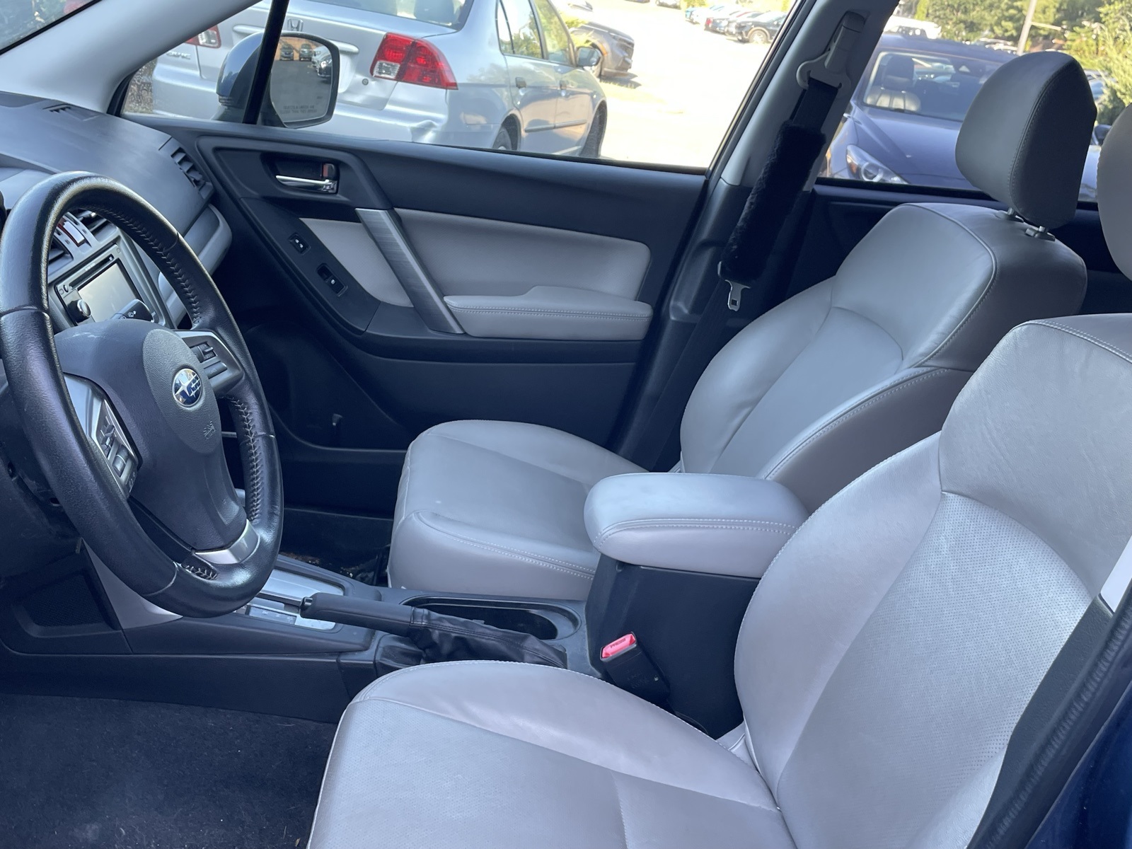 2014 Subaru Forester 2.5i Touring photo 4