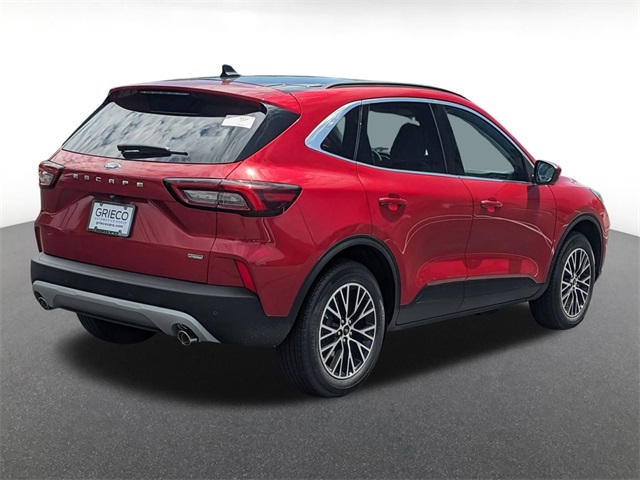 2025 Ford Escape Plug-In Hybrid photo 3
