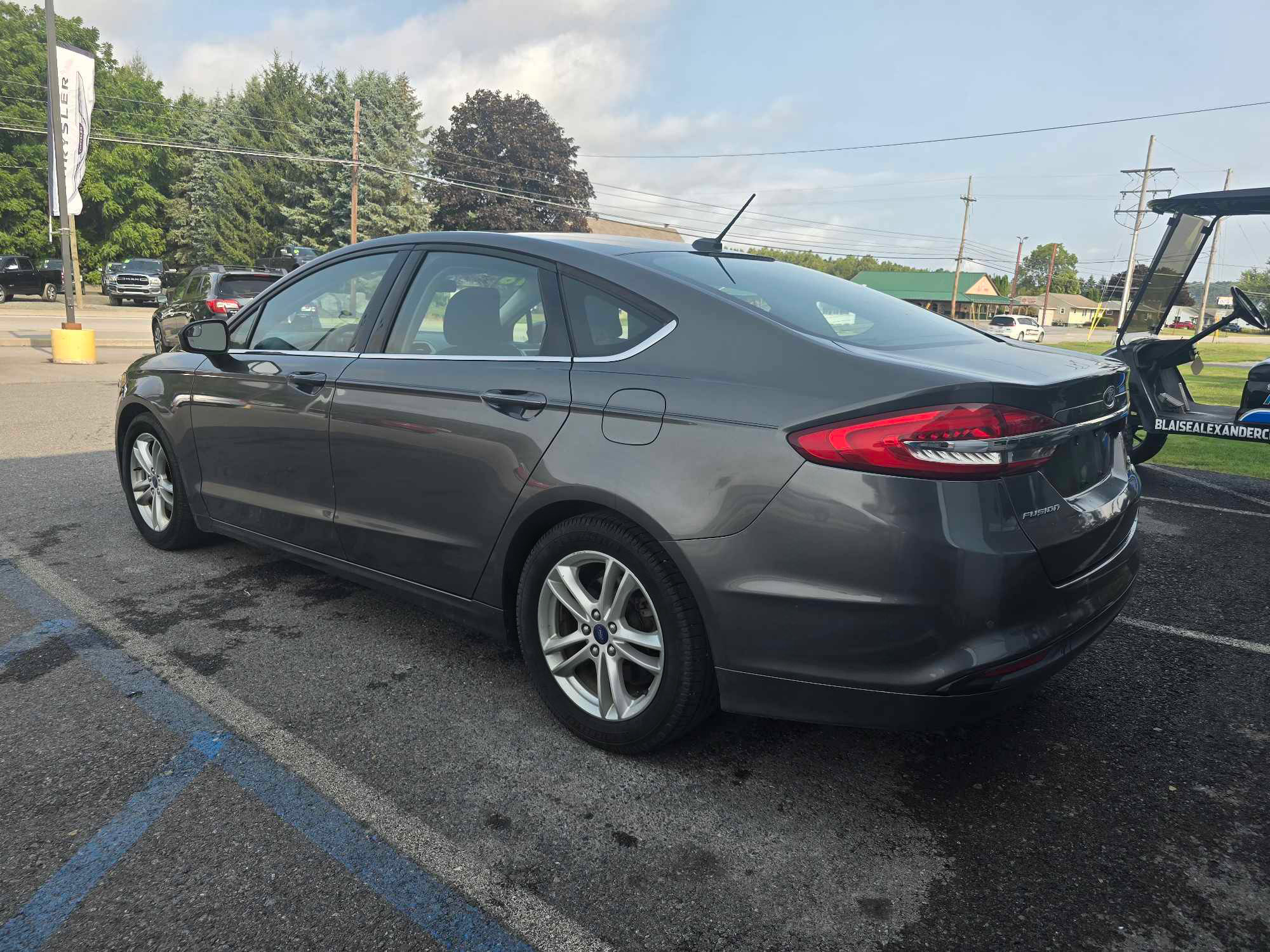 2018 Ford Fusion SE photo 4