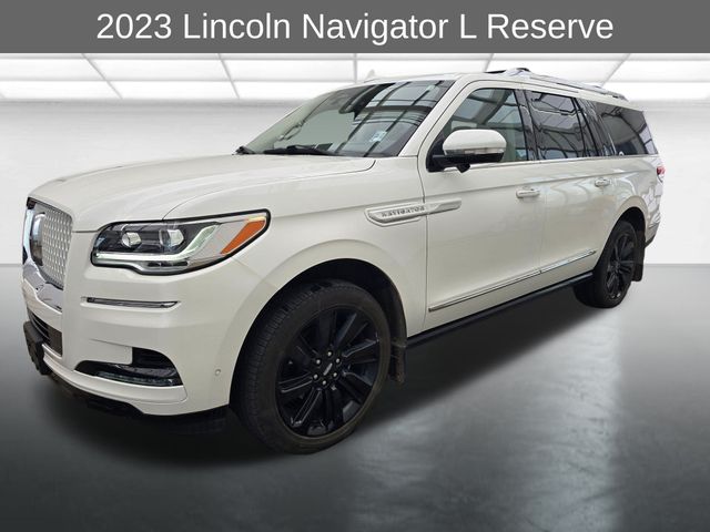 2023 Lincoln Navigator Reserve L's photo