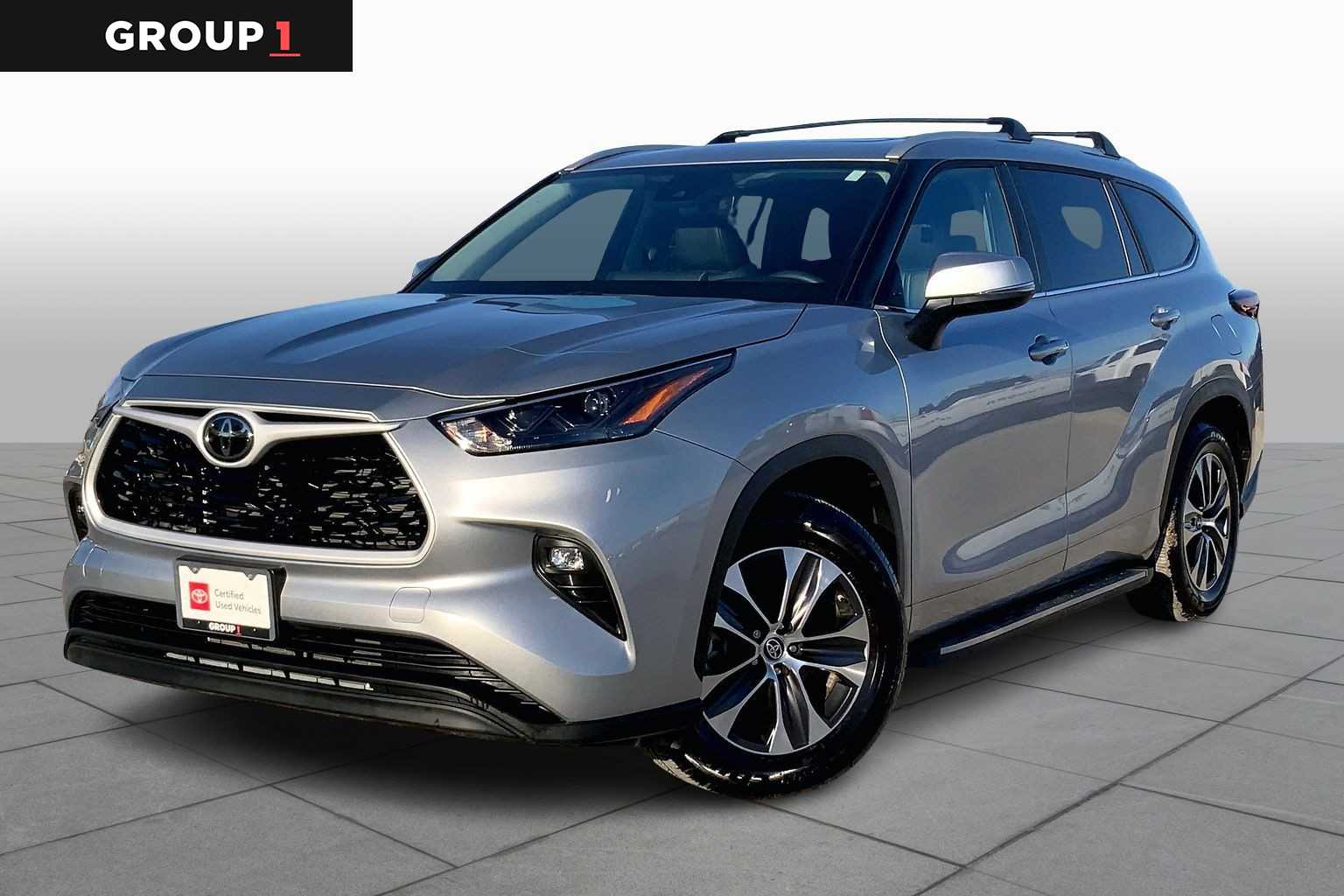 2025 Toyota Highlander XLE's photo