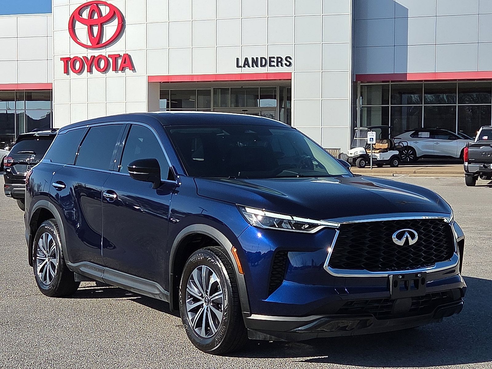 2025 INFINITI QX60 PURE's photo