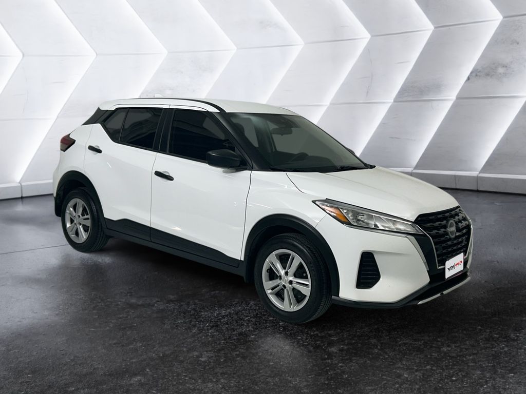 2022 Nissan Kicks S