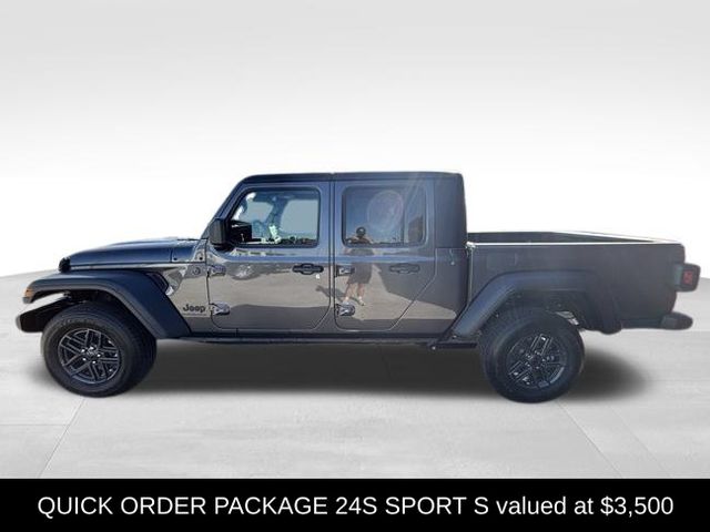 2025 Jeep Gladiator Sport S photo 3