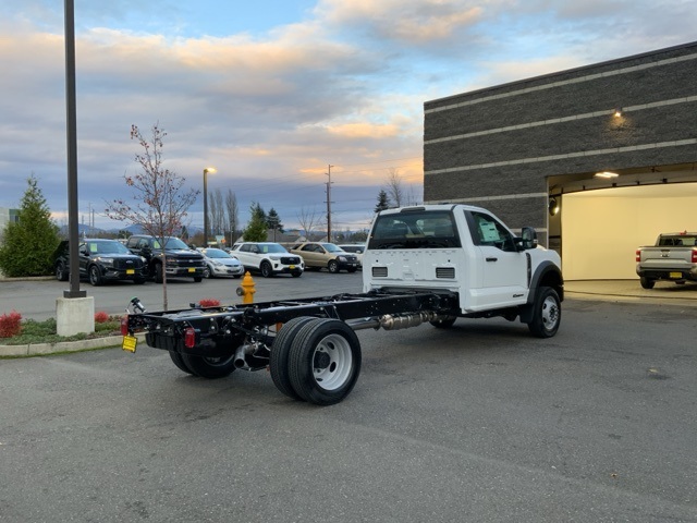 2024 Ford F-450 photo 4