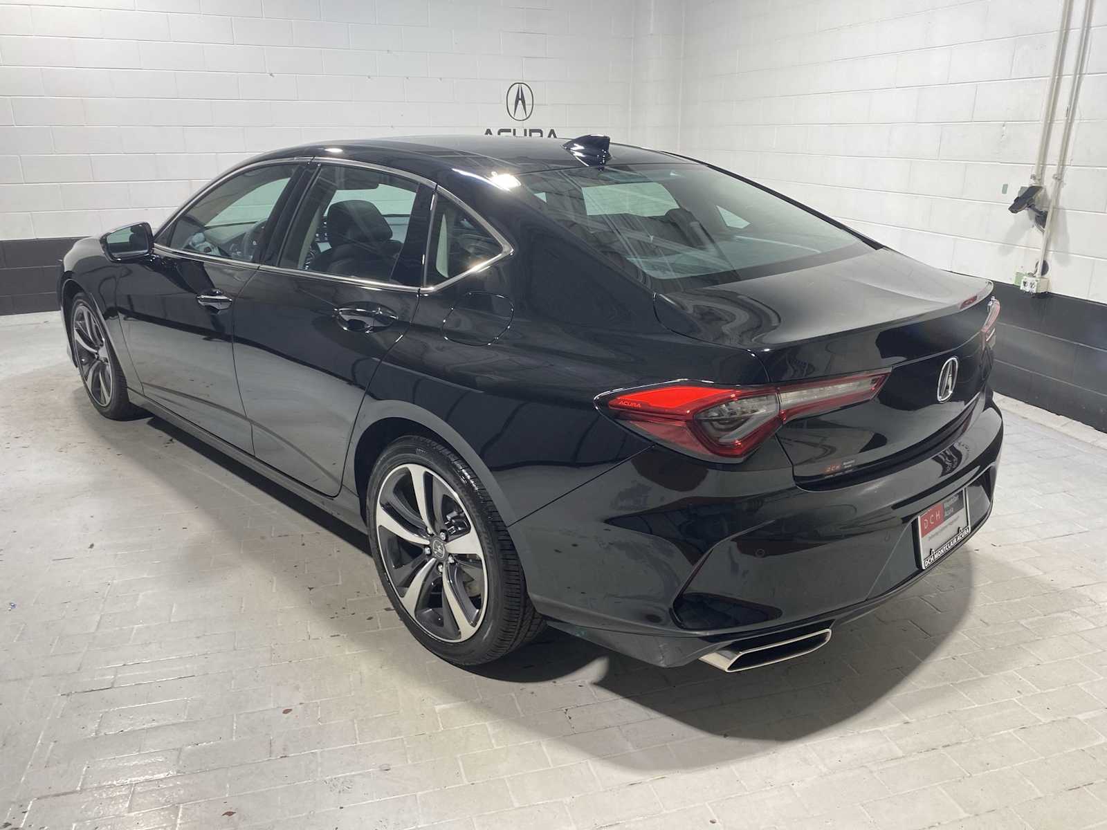 2025 Acura TLX Technology photo 4