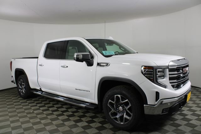 2026 GMC Sierra 1500 SLT's photo