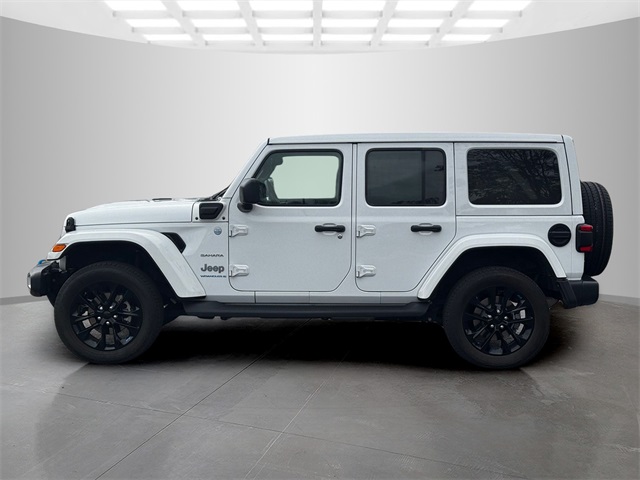 2023 Jeep Wrangler Sahara 4xe photo 4