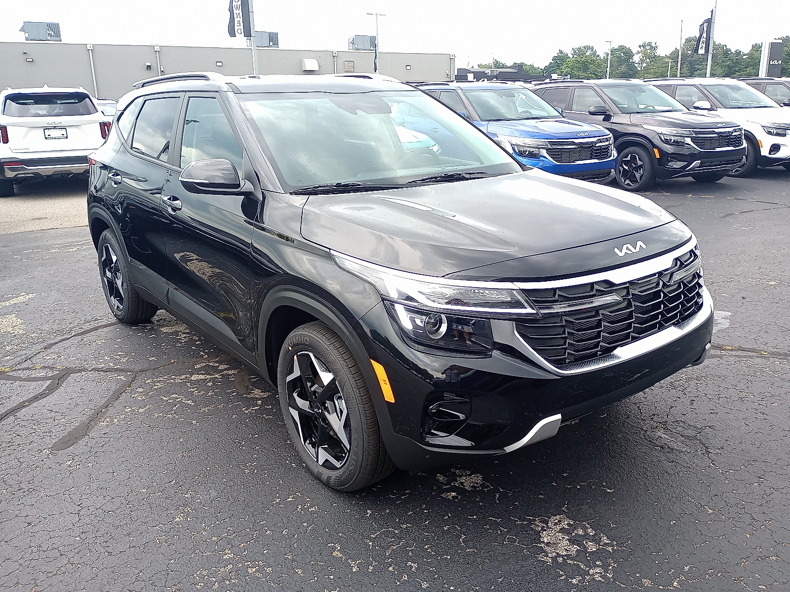 2026 Kia Seltos S's photo