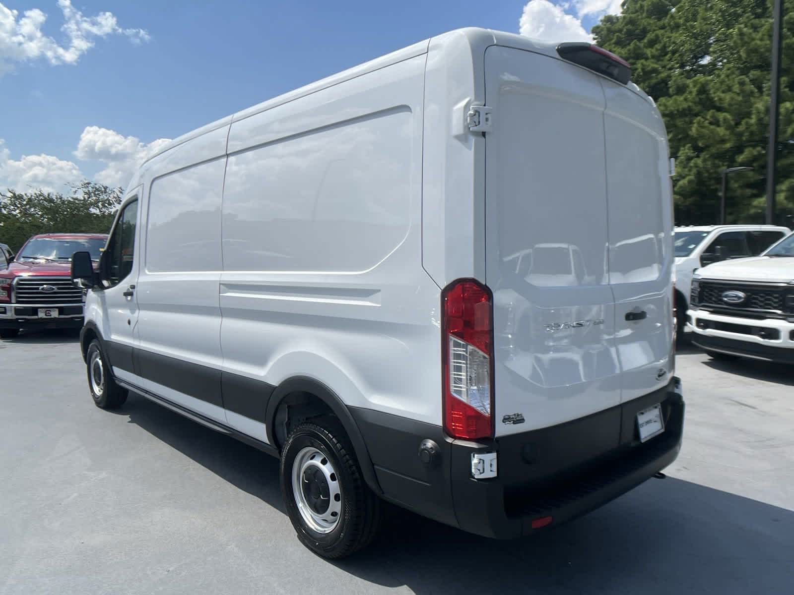 2024 Ford Transit Cargo Van photo 4