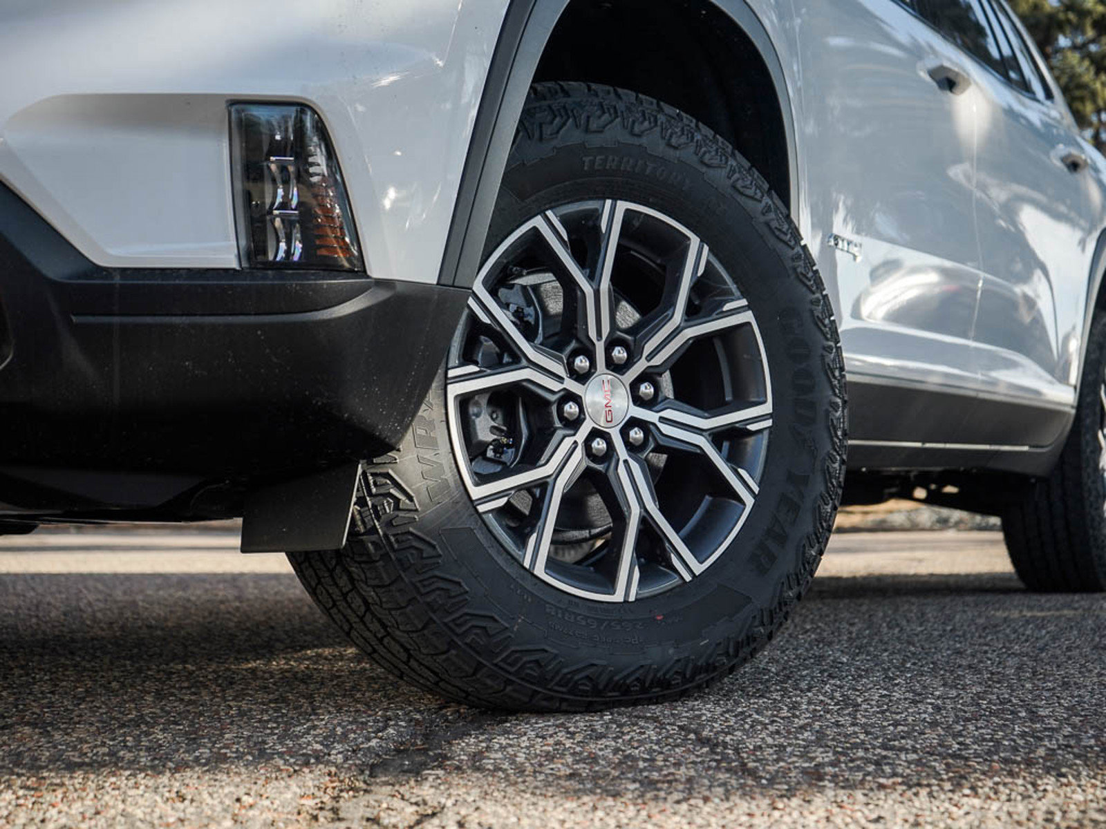 2025 Gmc Acadia AT4 photo 5