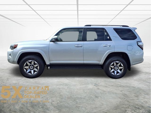 2024 Toyota 4Runner TRD Off-Road photo 17