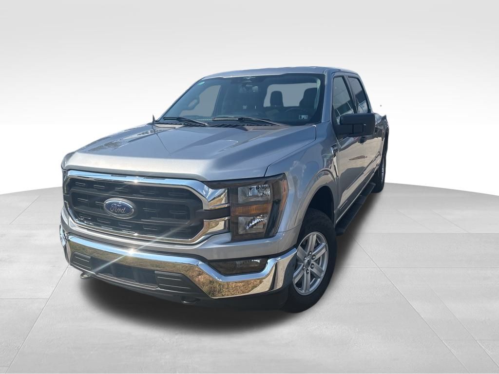 2023 Ford F-150 XLT photo 2