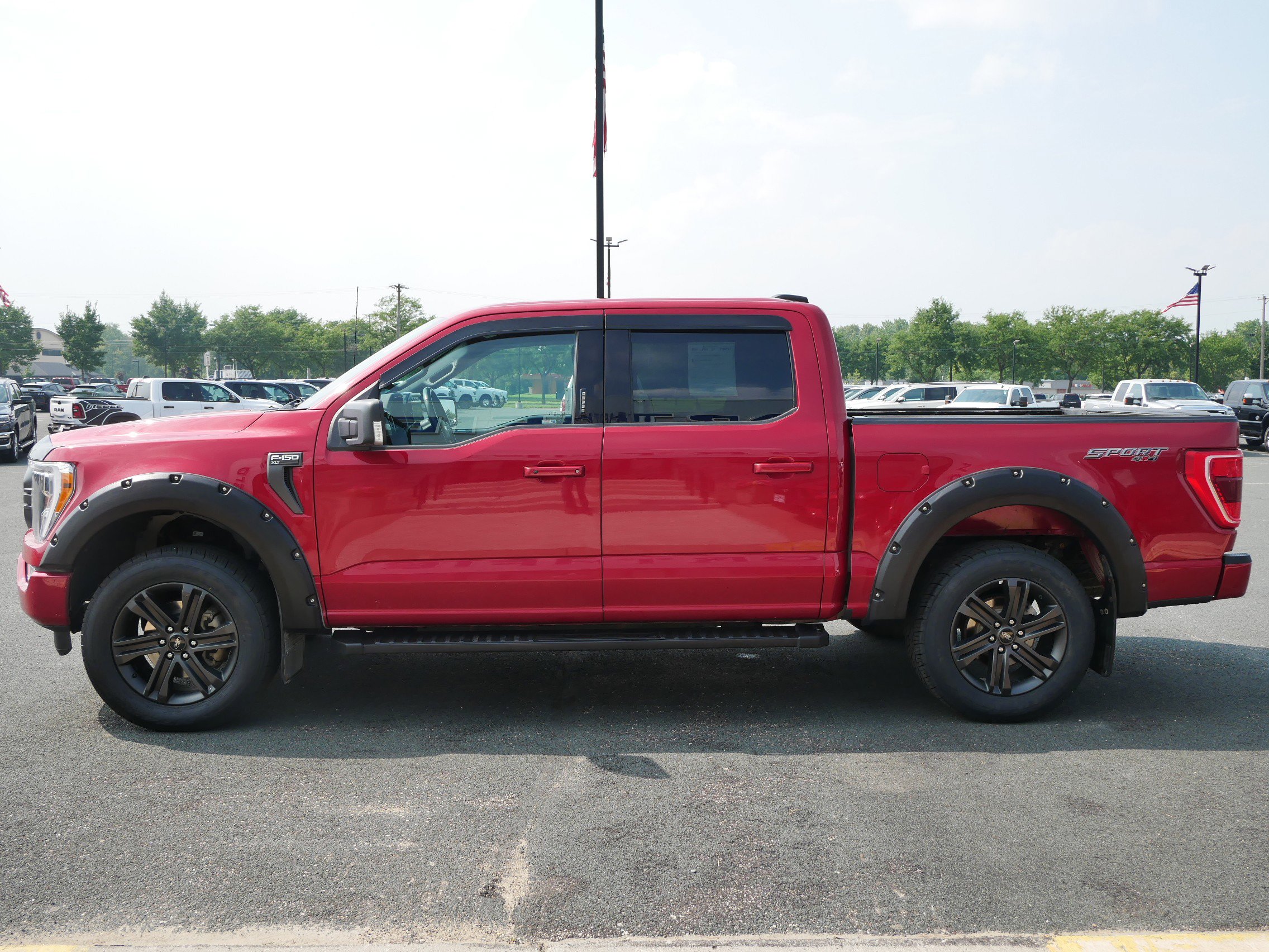 2021 Ford F-150 XLT photo 5