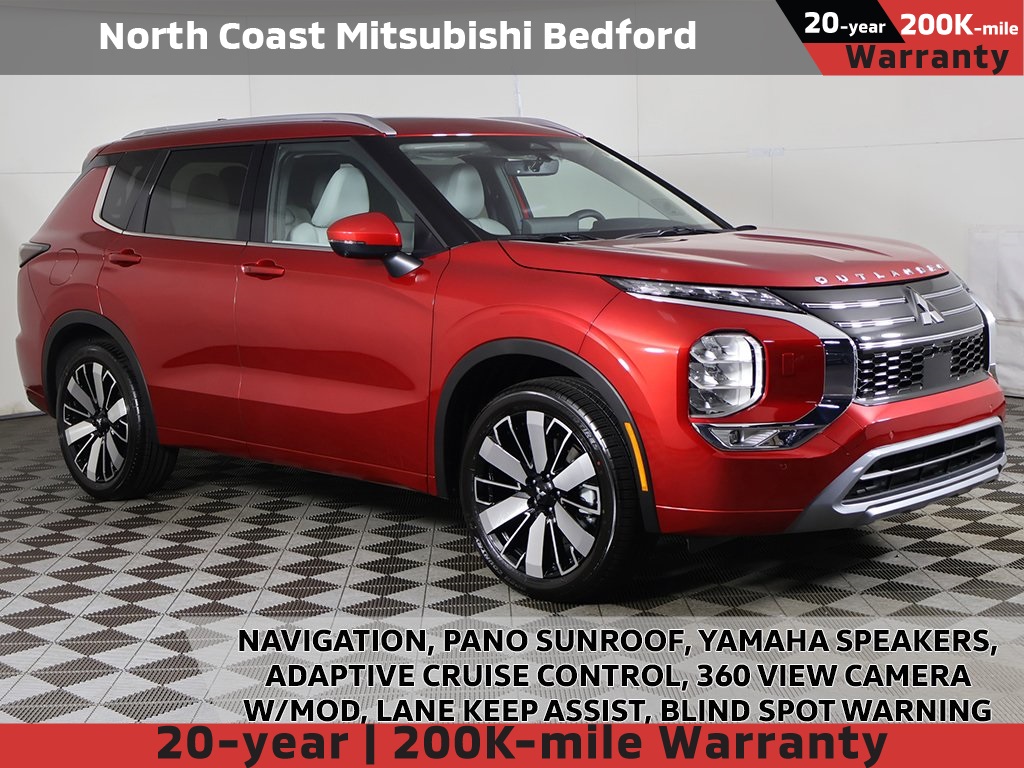 2025 Mitsubishi Outlander SEL's photo