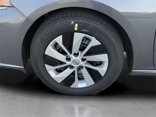 2025 Nissan Altima 2.5 S photo 9