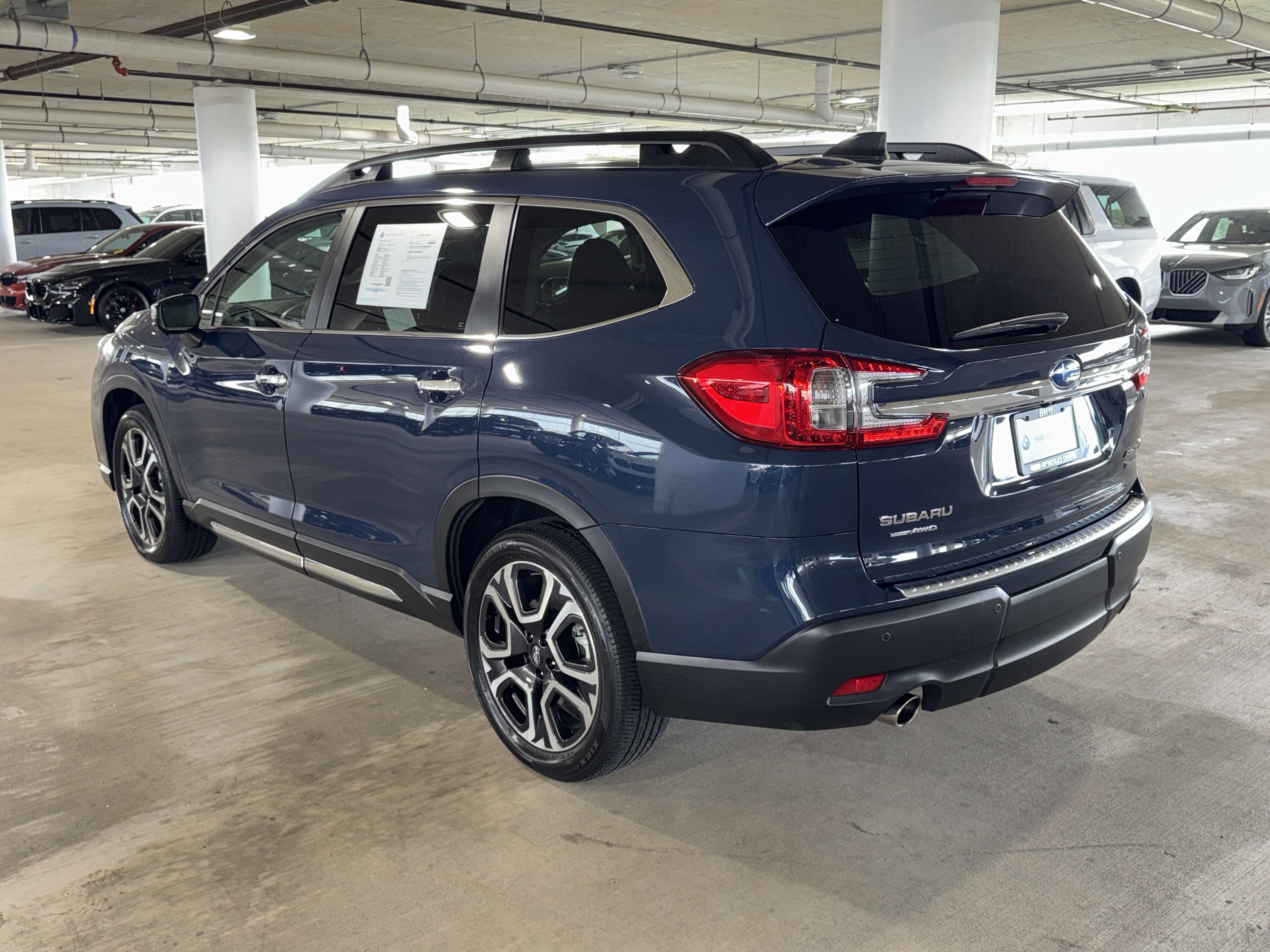2023 Subaru Ascent Touring photo 4