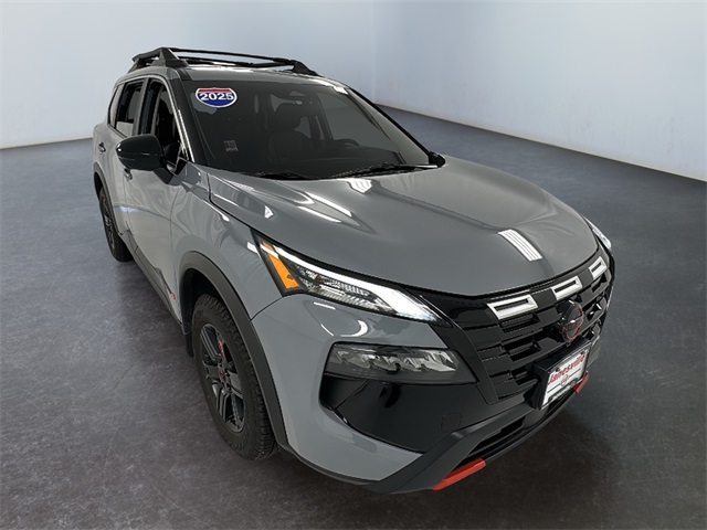 2025 Nissan Rogue Rock Creek's photo