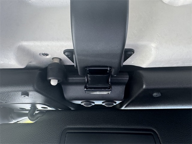 2025 Jeep Wrangler Sahara photo 34