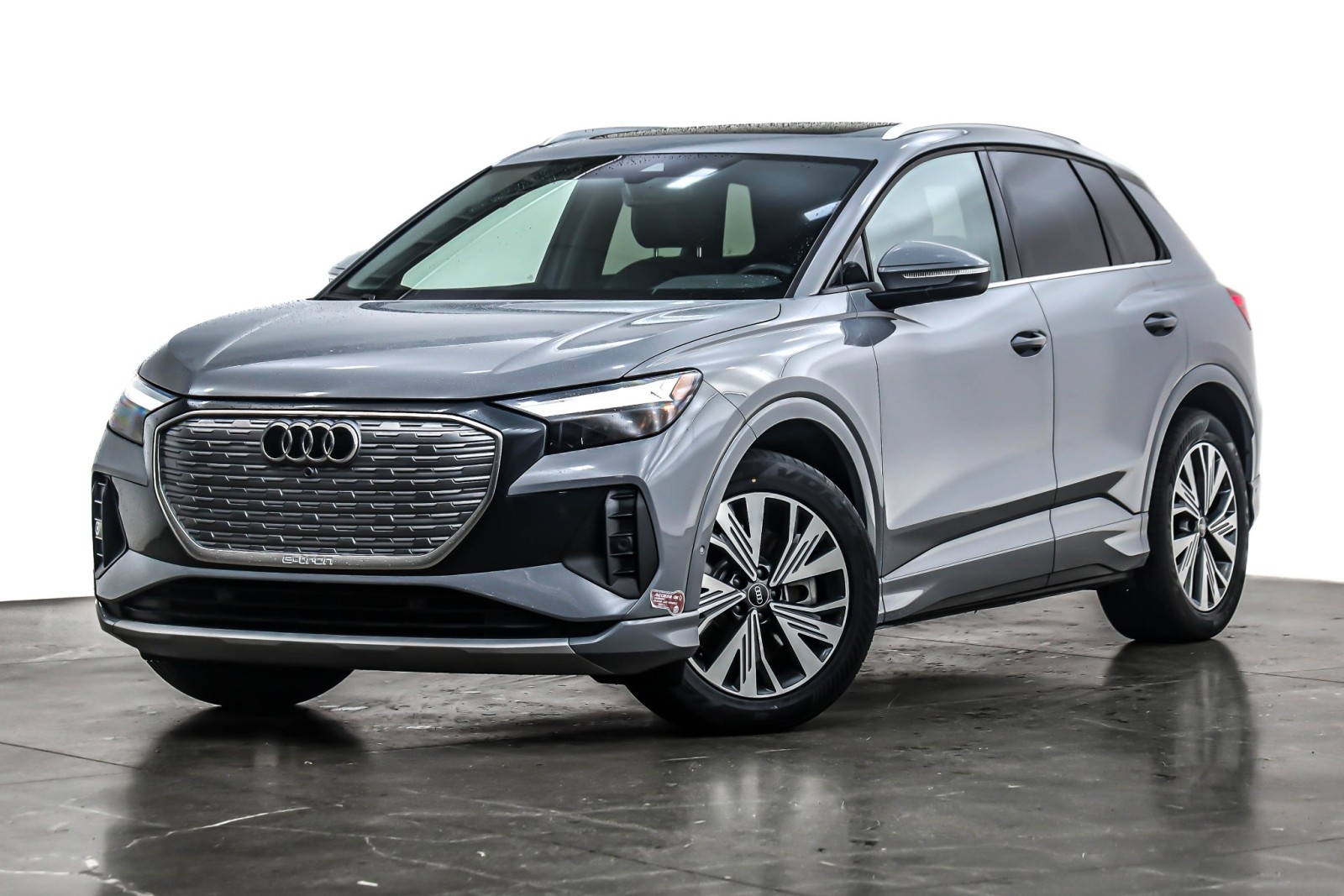 2024 Audi Q4 e-tron Premium Plus's photo