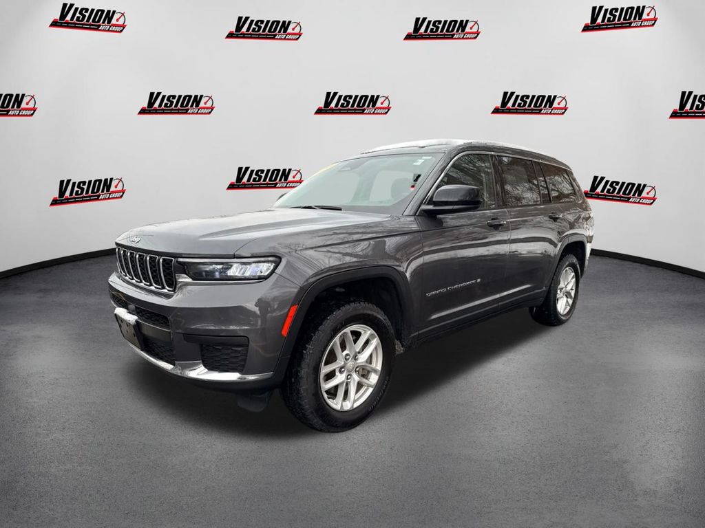 2023 Jeep Grand Cherokee L Laredo's photo