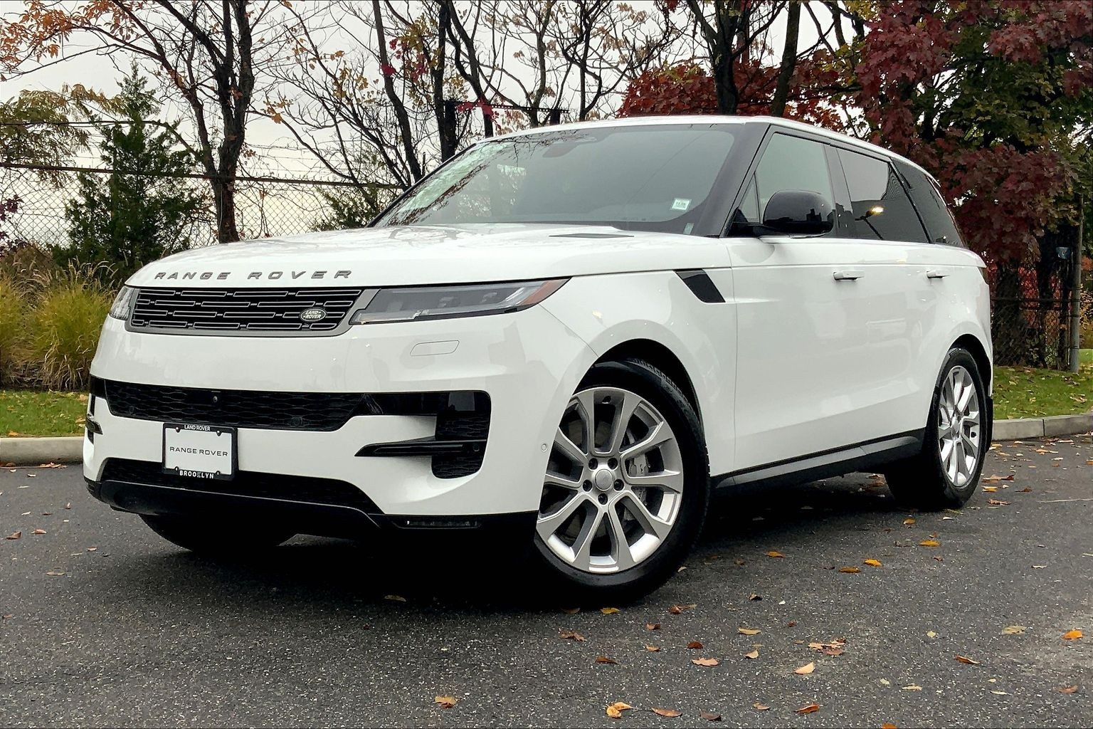 2025 Land Rover Range Rover Sport S's photo