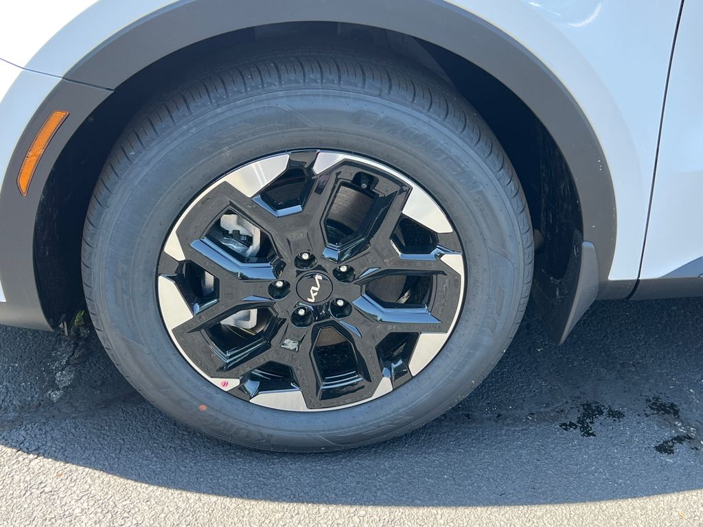 2025 Kia Sorento S photo 11